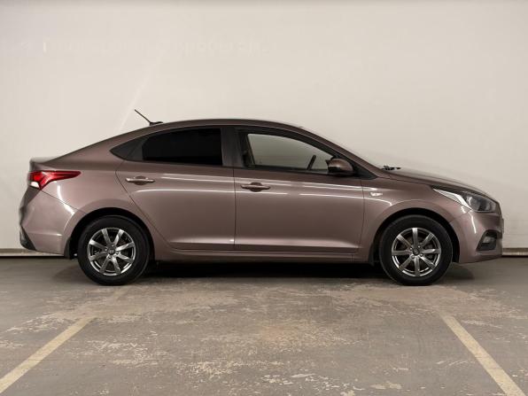 Hyundai Solaris II с пробегом 2018 года, цена 1 249 000 рублей, 88469 км, седан, Автокод Объявления