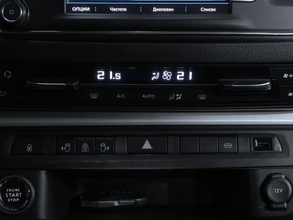 Peugeot Traveller I с пробегом 2019 года, цена 2 068 000 рублей, 354000 км, минивэн, Автокод Объявления