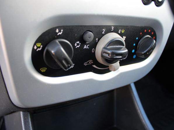 Renault Sandero I с пробегом 2011 года, цена 489 000 рублей, 142319 км, хэтчбек, Автокод Объявления