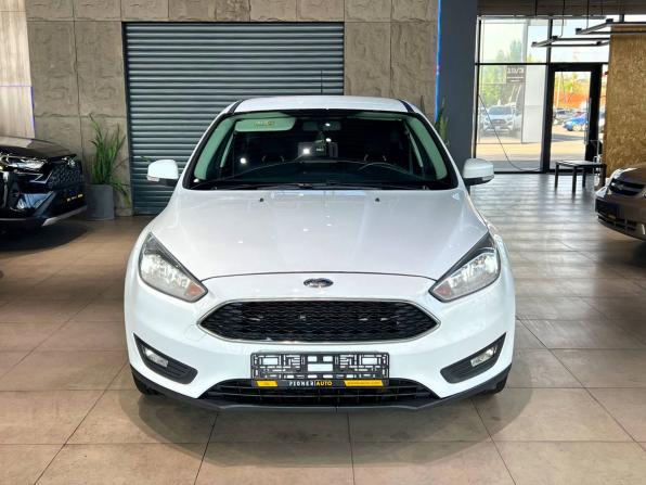 Ford Focus III Рестайлинг с пробегом 2017 года, цена 1 000 000 рублей, 157000 км, хэтчбек, Автокод Объявления