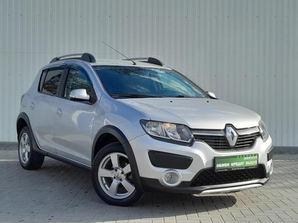 Renault Sandero II с пробегом 2015 года, цена 949 000 рублей, 100032 км, хэтчбек, Автокод Объявления