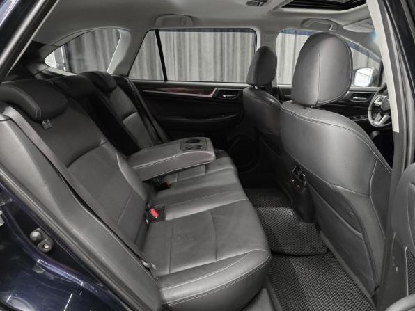 Subaru Outback V с пробегом 2015 года, цена 1 990 000 рублей, 204000 км, универсал, Автокод Объявления