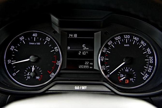 Skoda Octavia III (A7) Рестайлинг с пробегом 2018 года, цена 1 669 200 рублей, 119975 км, лифтбек, Автокод Объявления