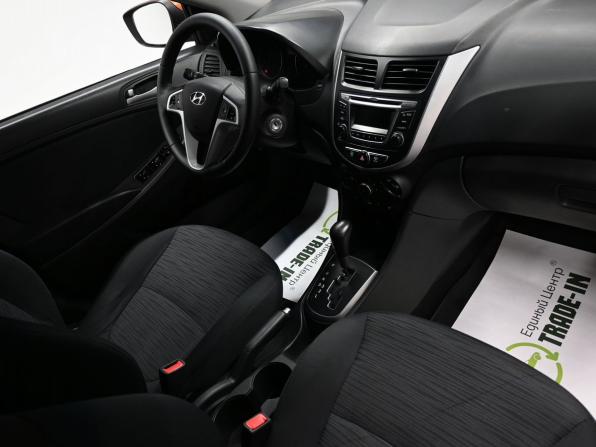 Hyundai Solaris I Рестайлинг с пробегом 2015 года, цена 775 000 рублей, 192732 км, хэтчбек, Автокод Объявления