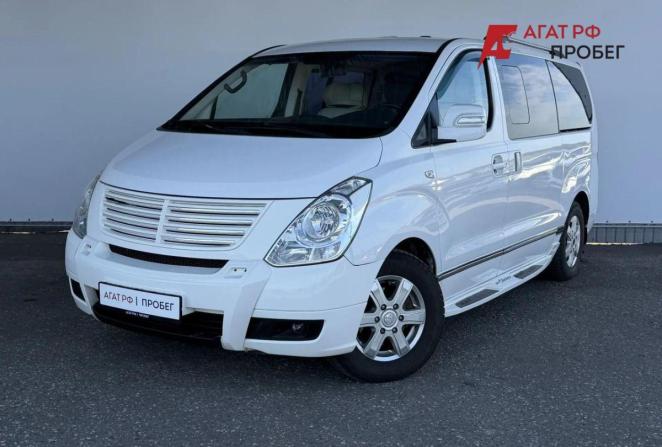 Hyundai Grand Starex I с пробегом 2013 года, цена 1 545 000 рублей, 260901 км, минивэн, Автокод Объявления