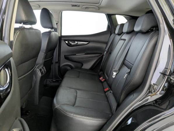 Nissan Qashqai II с пробегом 2017 года, цена 1 995 000 рублей, 73832 км, внедорожник, Автокод Объявления
