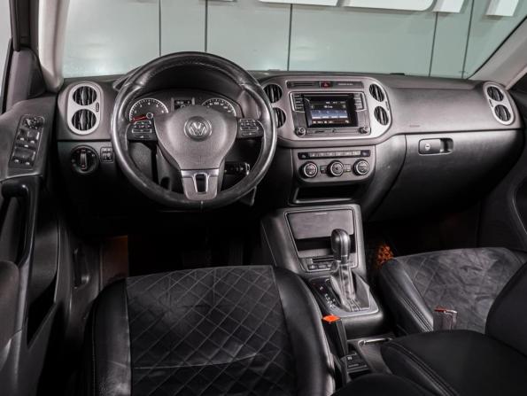 Volkswagen Tiguan I Рестайлинг с пробегом 2016 года, цена 1 589 000 рублей, 220787 км, внедорожник, Автокод Объявления