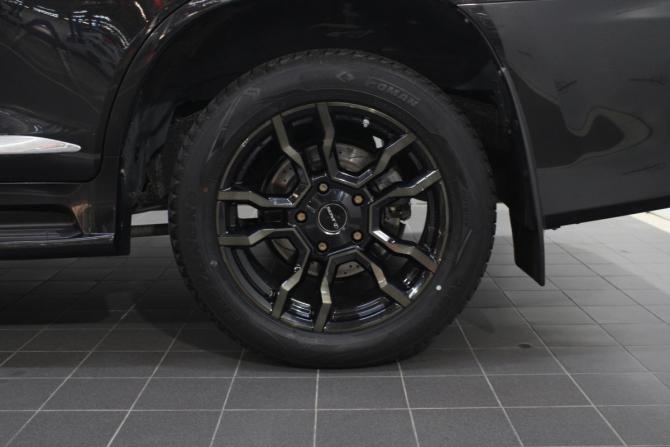 Lexus LX III Рестайлинг 2 с пробегом 2015 года, цена 6 100 000 рублей, 143408 км, внедорожник, Автокод Объявления