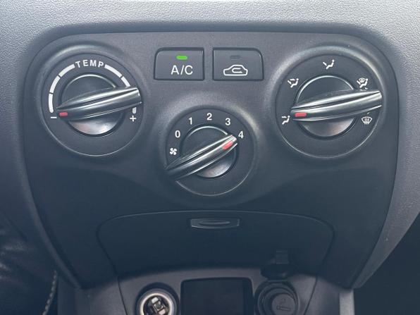 Kia Rio II Рестайлинг с пробегом 2011 года, цена 517 000 рублей, 260211 км, хэтчбек, Автокод Объявления