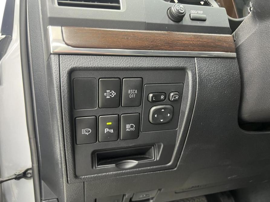 Toyota Land Cruiser 200 Series Рестайлинг 2 Ростов-на-Дону  - изображение 17