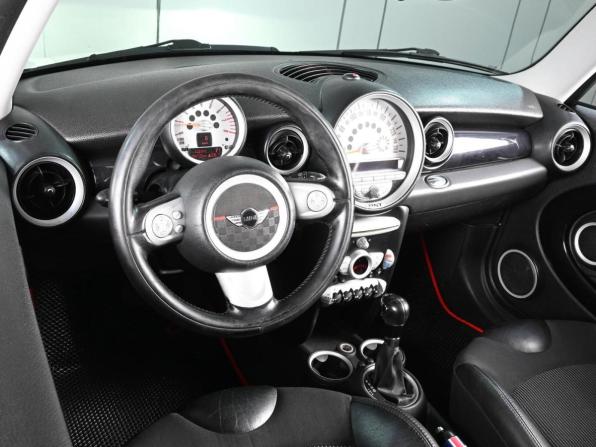 Mini Clubman I с пробегом 2009 года, цена 1 019 000 рублей, 204122 км, хэтчбек, Автокод Объявления
