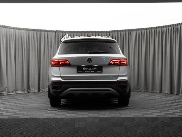 Volkswagen Taos I с пробегом 2021 года, цена 2 960 000 рублей, 42674 км, внедорожник, Автокод Объявления