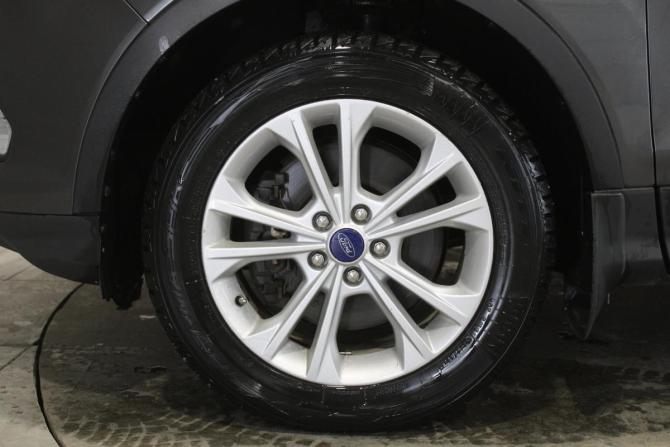 Ford Kuga II Рестайлинг с пробегом 2017 года, цена 1 446 000 рублей, 116038 км, внедорожник, Автокод Объявления
