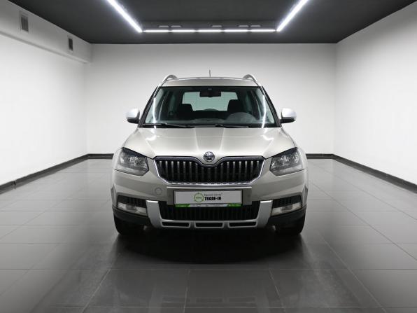 Skoda Yeti I Рестайлинг с пробегом 2014 года, цена 1 495 000 рублей, 131437 км, внедорожник, Автокод Объявления