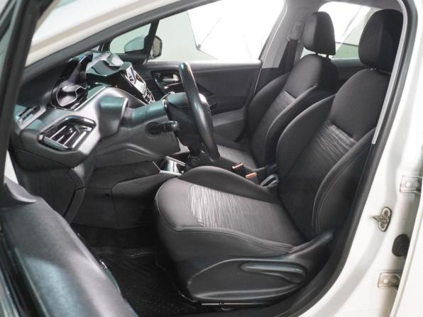 Peugeot 208 I с пробегом 2013 года, цена 569 000 рублей, 124371 км, хэтчбек, Автокод Объявления