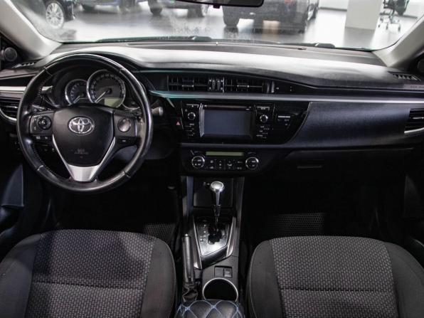 Toyota Corolla XI (E160 E170 E180) с пробегом 2013 года, цена 1 079 000 рублей, 178000 км, седан, Автокод Объявления