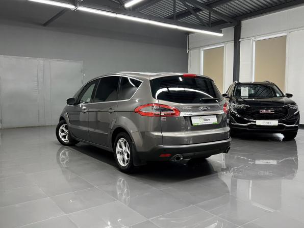 Ford S-MAX I Рестайлинг с пробегом 2012 года, цена 1 070 000 рублей, 284419 км, минивэн, Автокод Объявления