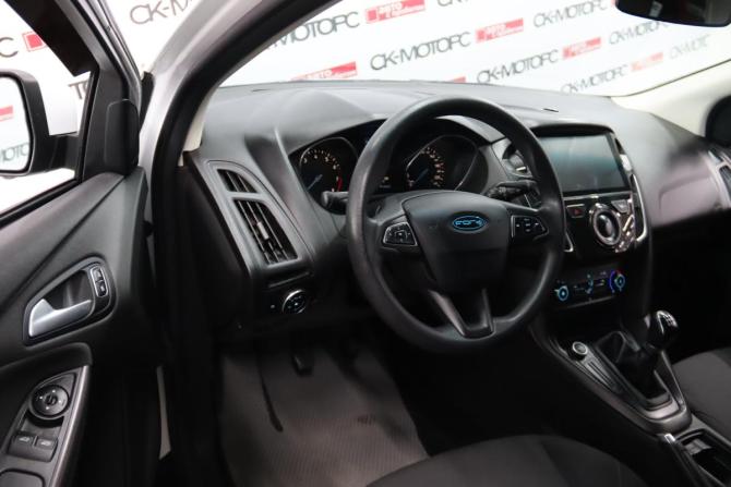 Ford Focus III Рестайлинг с пробегом 2017 года, цена 885 850 рублей, 165614 км, универсал, Автокод Объявления