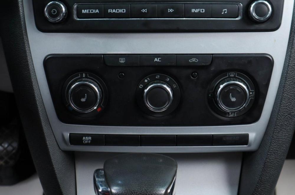 Skoda Octavia II (A5) Рестайлинг Челябинск  - изображение 13