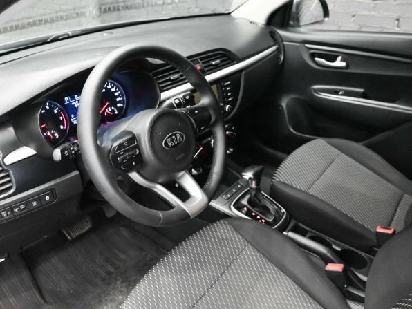 Kia Rio IV с пробегом 2018 года, цена 1 110 000 рублей, 229369 км, седан, Автокод Объявления