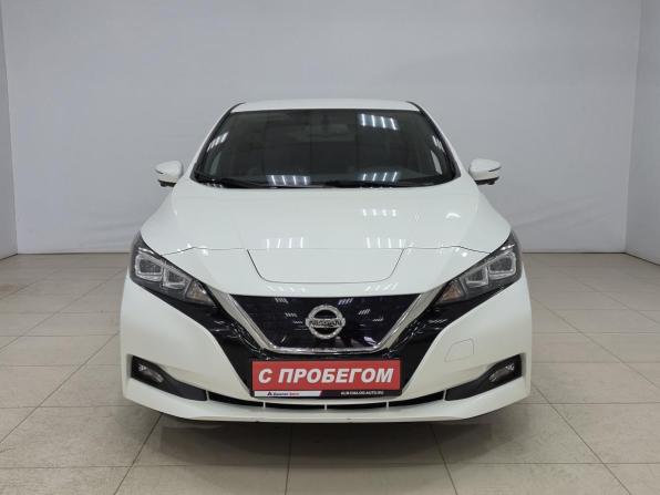 Nissan Leaf II (ZE1) с пробегом 2019 года, цена 1 980 000 рублей, 53097 км, хэтчбек, Автокод Объявления
