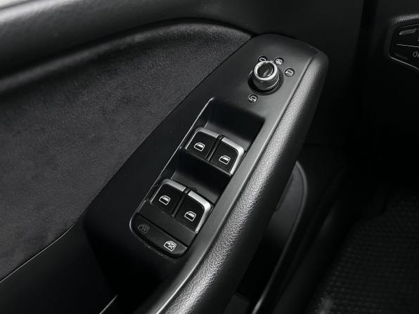 Audi Q5 I (8R) Рестайлинг с пробегом 2015 года, цена 1 950 000 рублей, 180000 км, внедорожник, Автокод Объявления