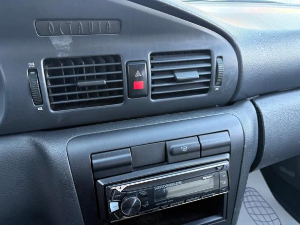 Skoda Octavia I (A4) Рестайлинг с пробегом 2004 года, цена 319 000 рублей, 360800 км, лифтбек, Автокод Объявления