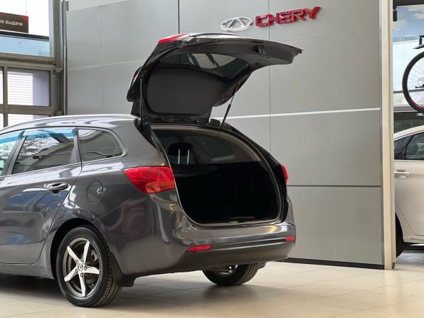 Kia Ceed II с пробегом 2013 года, цена 999 000 рублей, 213000 км, универсал, Автокод Объявления