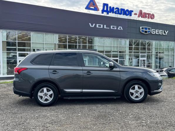 Mitsubishi Outlander III Рестайлинг 3 с пробегом 2021 года, цена 2 635 000 рублей, 59640 км, внедорожник, Автокод Объявления