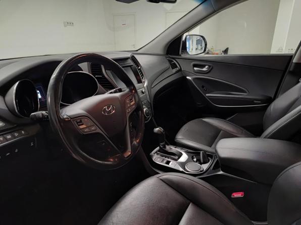 Hyundai Santa Fe III Рестайлинг с пробегом 2018 года, цена 2 480 000 рублей, 122362 км, внедорожник, Автокод Объявления
