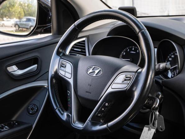 Hyundai Santa Fe III Рестайлинг с пробегом 2017 года, цена 1 920 000 рублей, 165292 км, внедорожник, Автокод Объявления