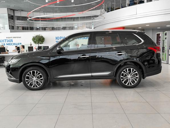 Mitsubishi Outlander III Рестайлинг 3 с пробегом 2018 года, цена 3 250 000 рублей, 113136 км, внедорожник, Автокод Объявления