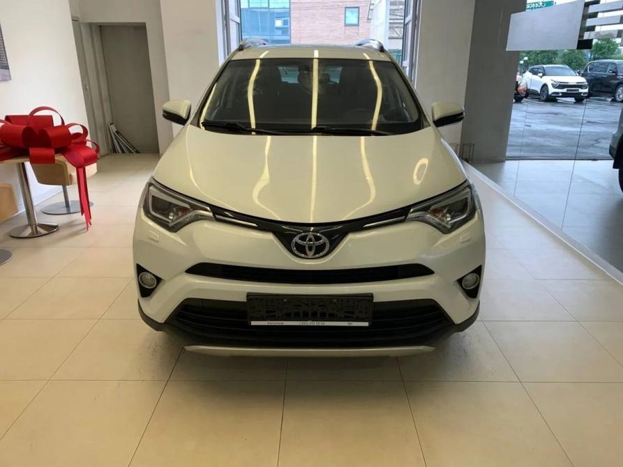 Toyota RAV4 IV (XA40) Рестайлинг Челябинск  - изображение 2