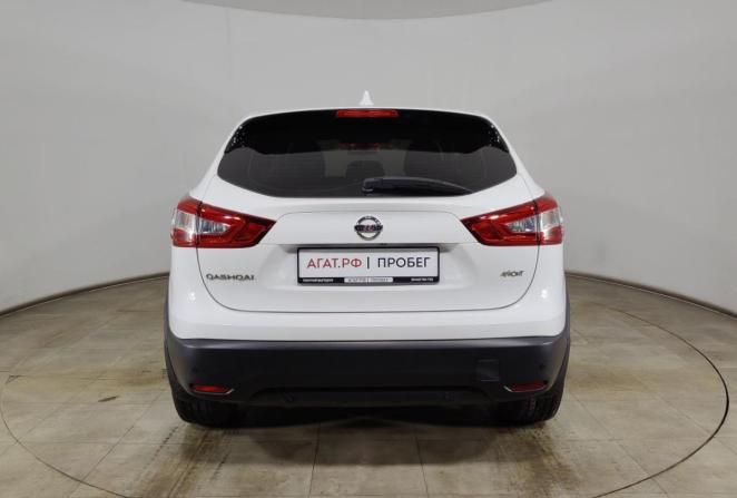 Nissan Qashqai II с пробегом 2018 года, цена 1 870 000 рублей, 49200 км, внедорожник, Автокод Объявления
