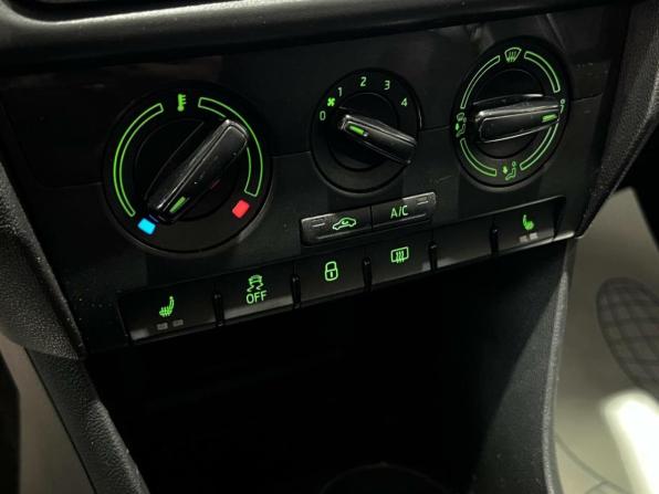 Skoda Rapid I Рестайлинг с пробегом 2019 года, цена 1 240 000 рублей, 152546 км, лифтбек, Автокод Объявления