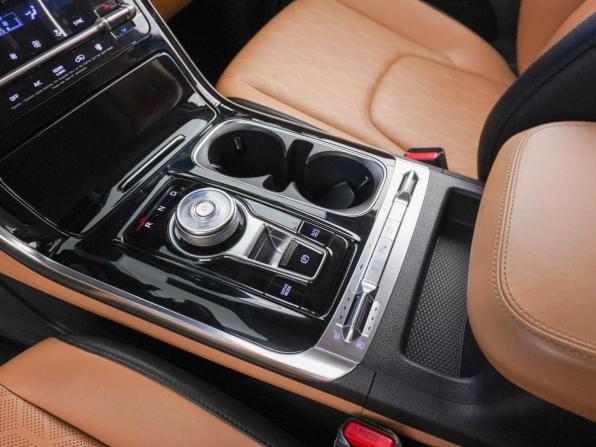 Kia Carnival IV с пробегом 2022 года, цена 3 499 798 рублей, 140096 км, минивэн, Автокод Объявления