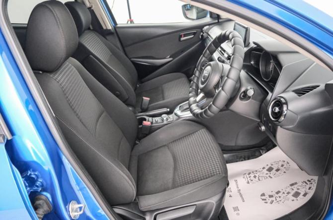 Mazda Demio IV (DJ) с пробегом 2017 года, цена 1 069 000 рублей, 81400 км, хэтчбек, Автокод Объявления