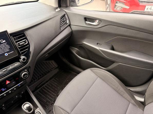 Hyundai Solaris II Рестайлинг с пробегом 2022 года, цена 1 669 000 рублей, 74547 км, седан, Автокод Объявления