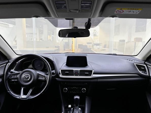 Mazda 3 III (BM) Рестайлинг с пробегом 2017 года, цена 1 550 000 рублей, 133000 км, седан, Автокод Объявления