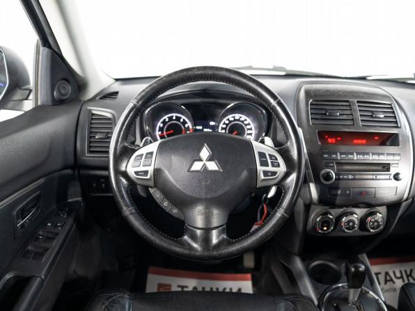 Mitsubishi ASX I с пробегом 2011 года, цена 715 100 рублей, 220869 км, внедорожник, Автокод Объявления