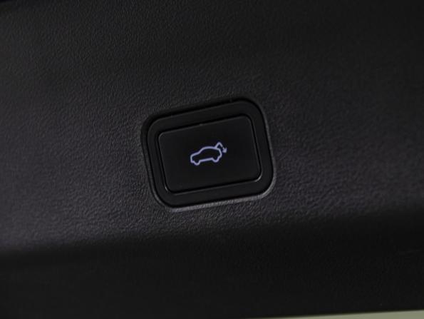 Geely Monjaro I с пробегом 2024 года, цена 2 967 500 рублей, 112900 км, внедорожник, Автокод Объявления