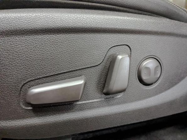 Hyundai Santa Fe IV с пробегом 2019 года, цена 2 850 000 рублей, 142314 км, внедорожник, Автокод Объявления