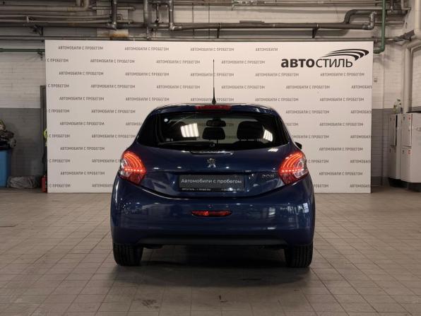 Peugeot 208 I с пробегом 2013 года, цена 549 000 рублей, 184000 км, хэтчбек, Автокод Объявления
