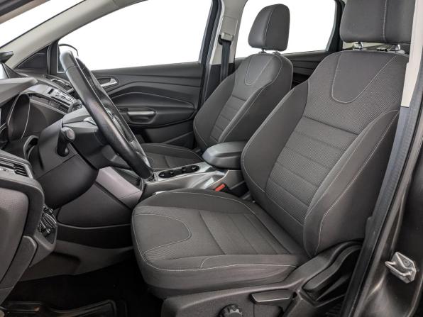 Ford Kuga II с пробегом 2016 года, цена 1 765 000 рублей, 79058 км, внедорожник, Автокод Объявления