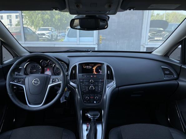 Opel Astra J с пробегом 2011 года, цена 799 000 рублей, 155313 км, хэтчбек, Автокод Объявления