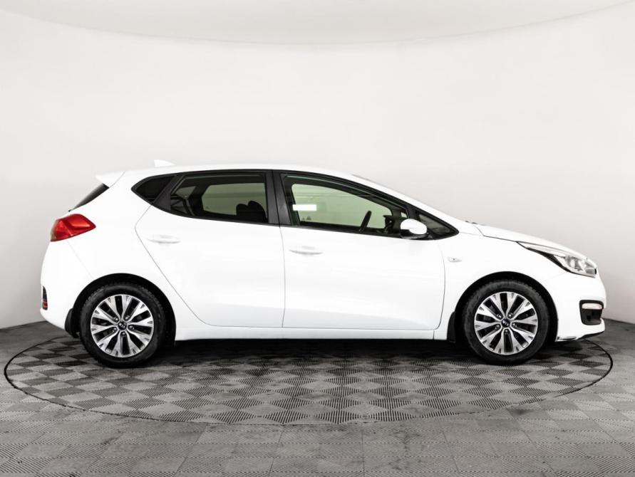 Kia Ceed II Рестайлинг Санкт-Петербург  - изображение 4