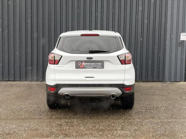 Ford Kuga II Рестайлинг с пробегом 2018 года, цена 1 489 000 рублей, 167126 км, внедорожник, Автокод Объявления