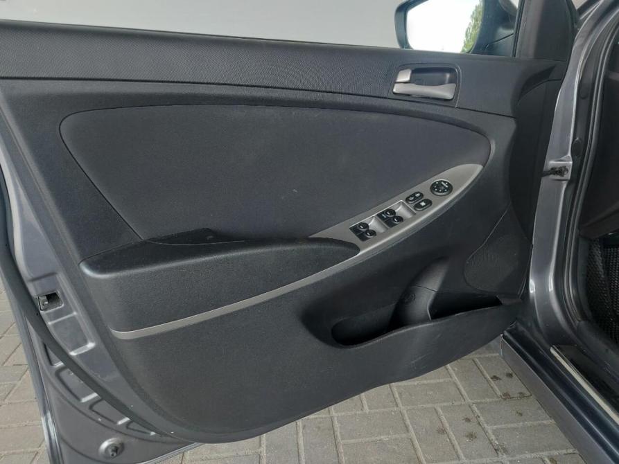 Hyundai Solaris I Рестайлинг Калининград  - изображение 13