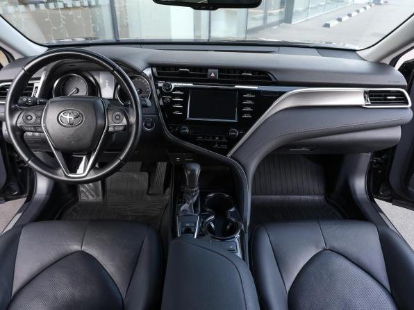 Toyota Camry VIII (XV70) с пробегом 2019 года, цена 2 149 000 рублей, 135622 км, седан, Автокод Объявления
