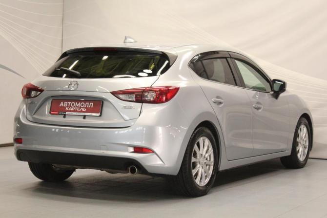 Mazda Axela III Рестайлинг с пробегом 2017 года, цена 1 199 000 рублей, 228279 км, хэтчбек, Автокод Объявления